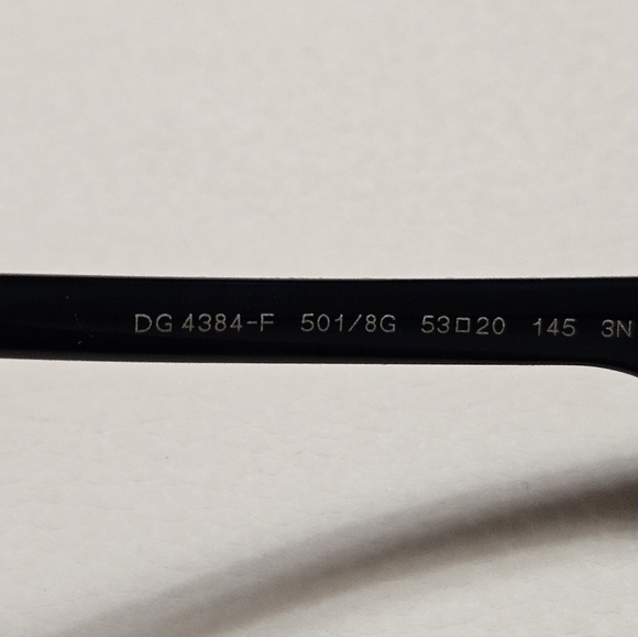 Dolce & Gabbana Oversized Sunglasses - Picture 10 of 10